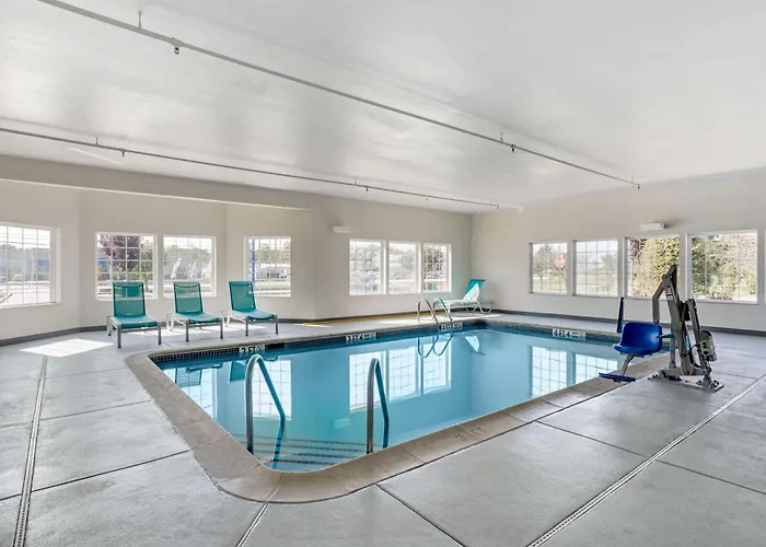 Comfort Inn & Suites Harrisburg-Hershey North
