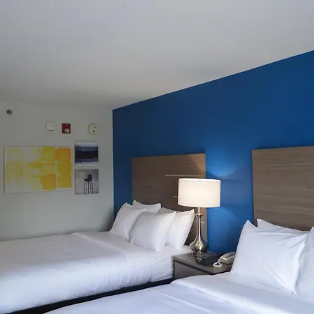 Comfort Inn & Suites Harrisburg-Hershey North Esterno foto