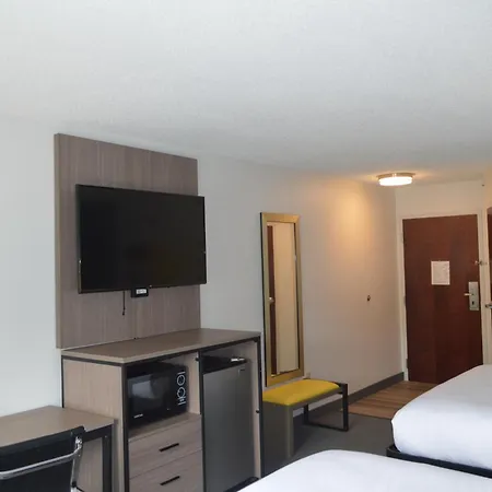 Comfort Inn & Suites Harrisburg-Hershey North Esterno foto